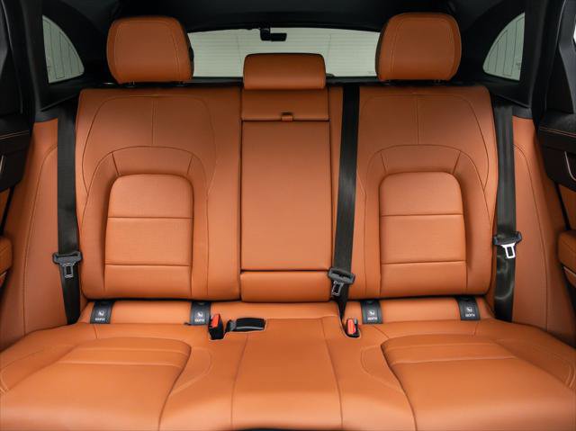 New 2026 Jaguar F-PACE R-Dynamic S AWD/4WD image 17