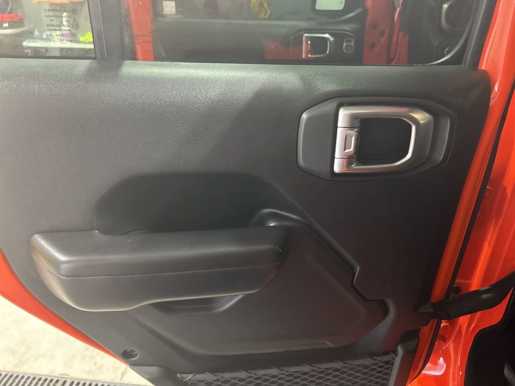 Used 2019 Jeep Wrangler Unlimited Sport S image 9