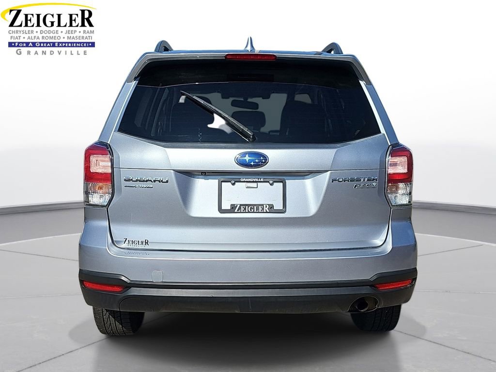 Used 2017 Subaru Forester 2.5i Premium image 6