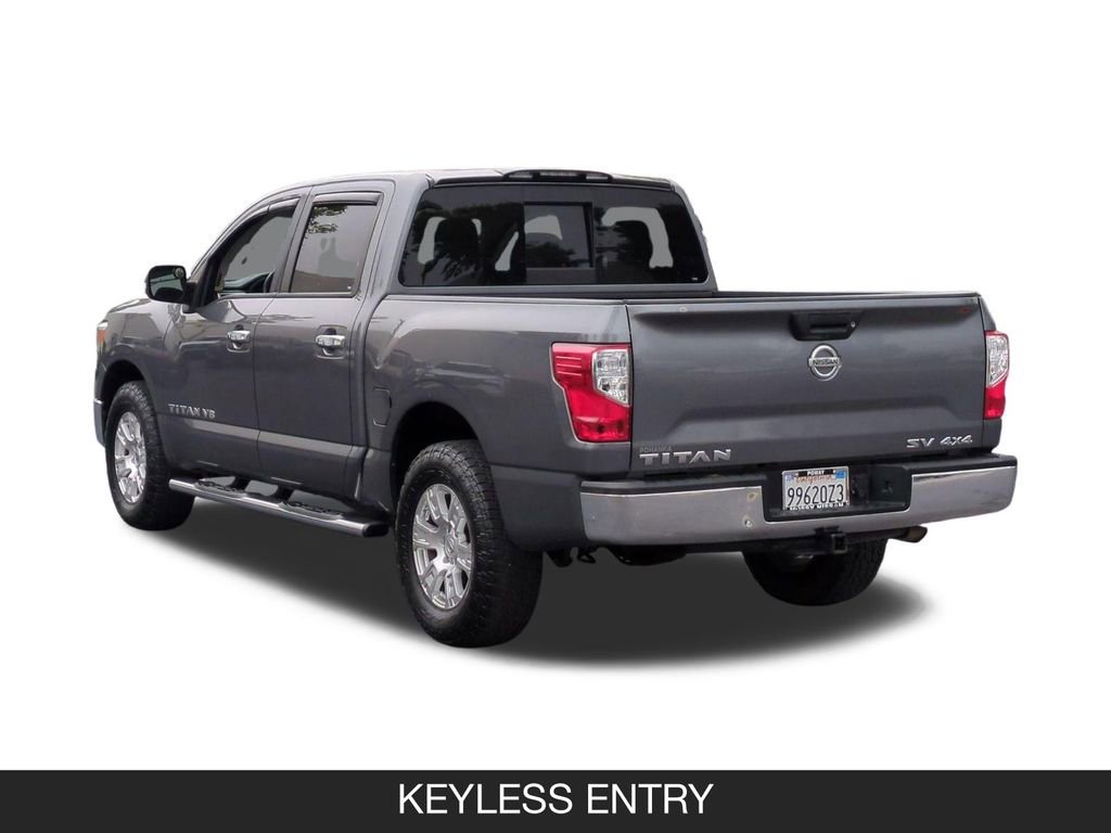 Used 2018 Nissan Titan SV AWD/4WD image 7