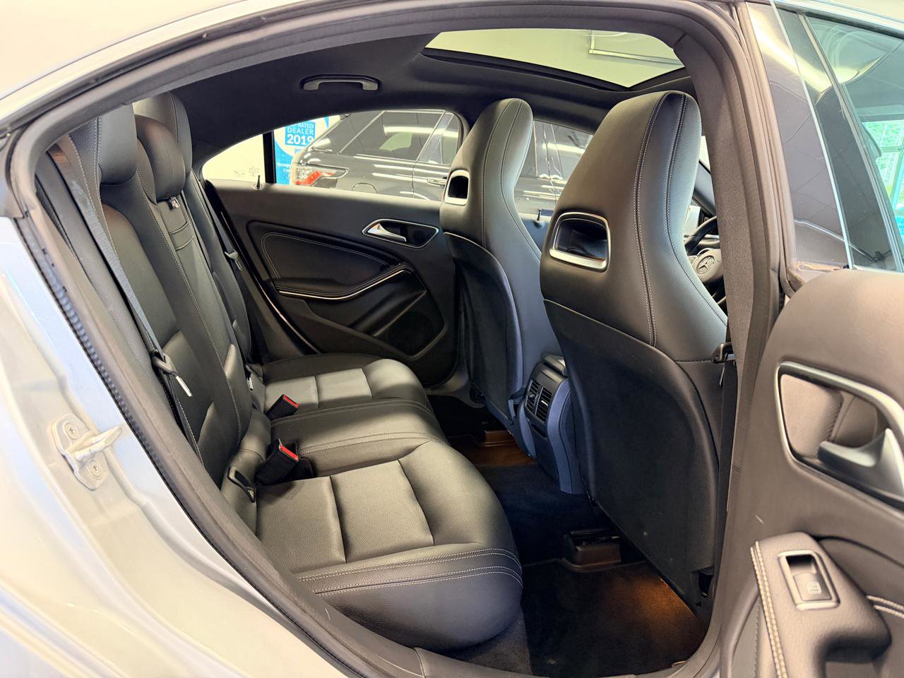 Used 2018 Mercedes-Benz CLA 250 image 28