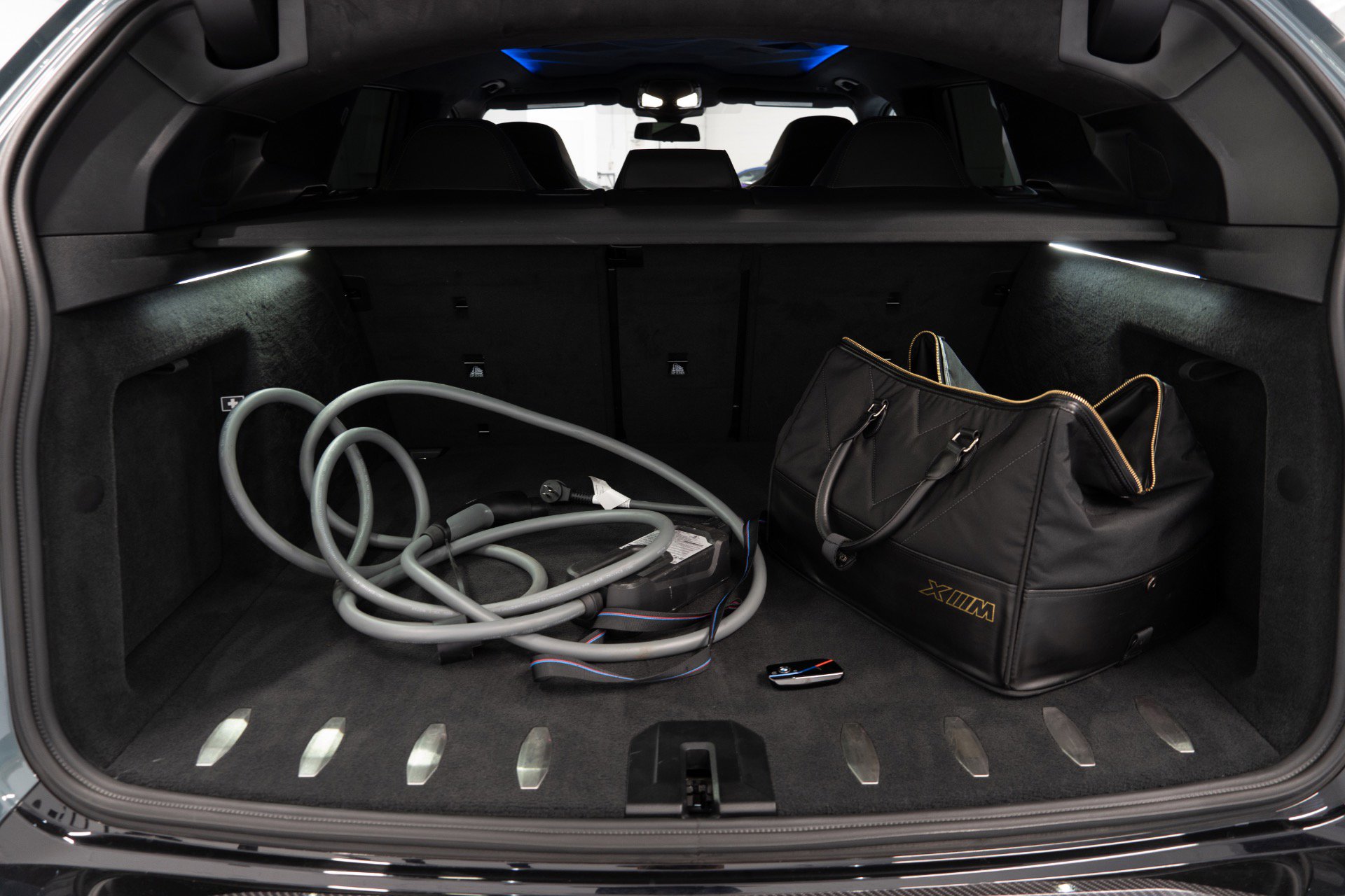 Used 2023 BMW XM image 39