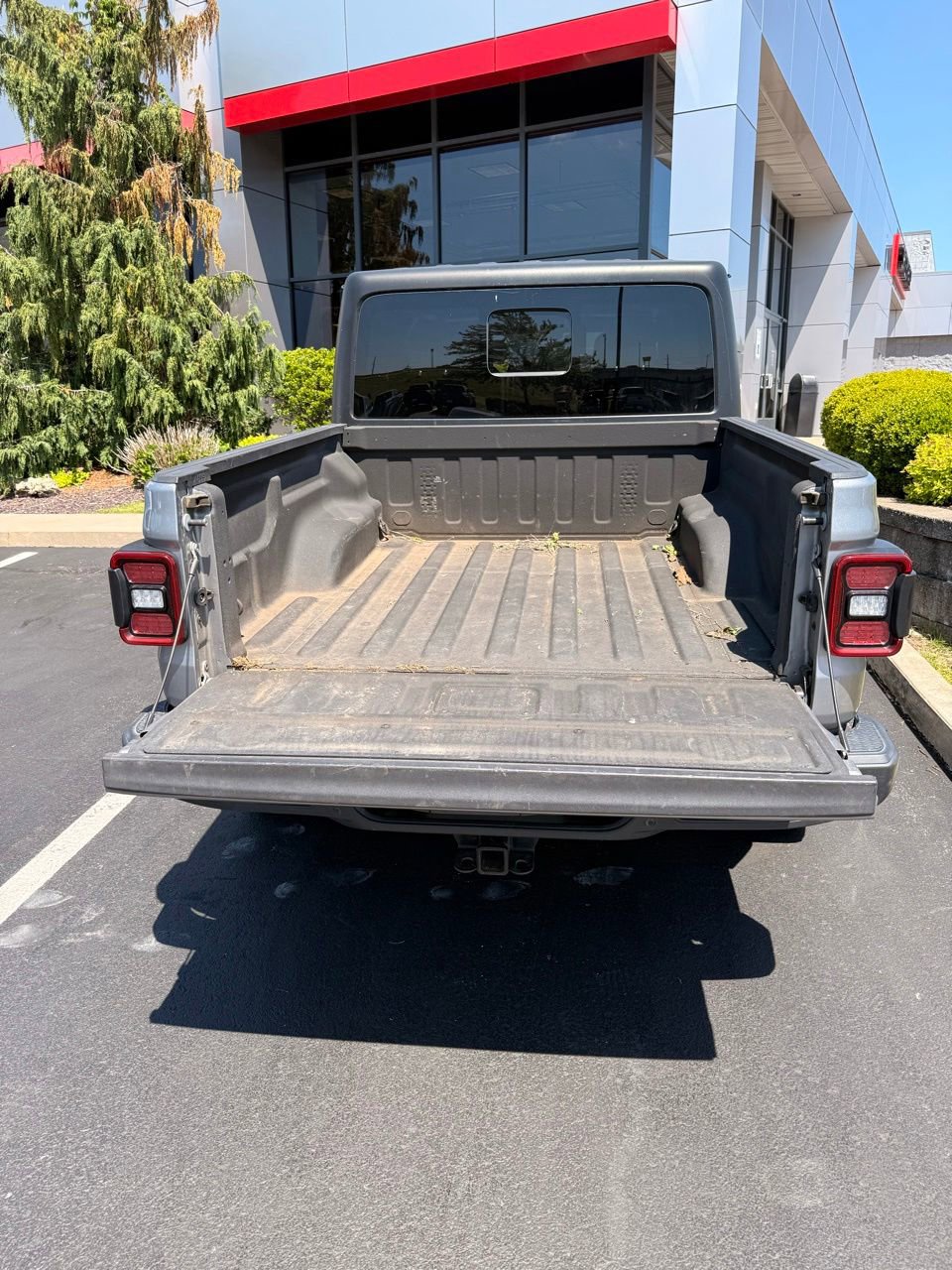 Used 2020 Jeep Gladiator Sport w/ Quick Order Package 24S AWD/4WD image 8