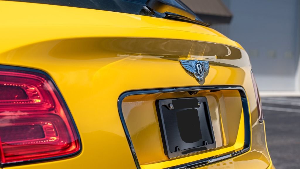 Used 2019 Bentley Bentayga image 16