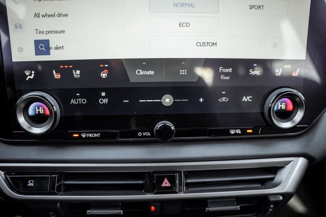 Used 2023 Lexus RX 350 AWD image 21