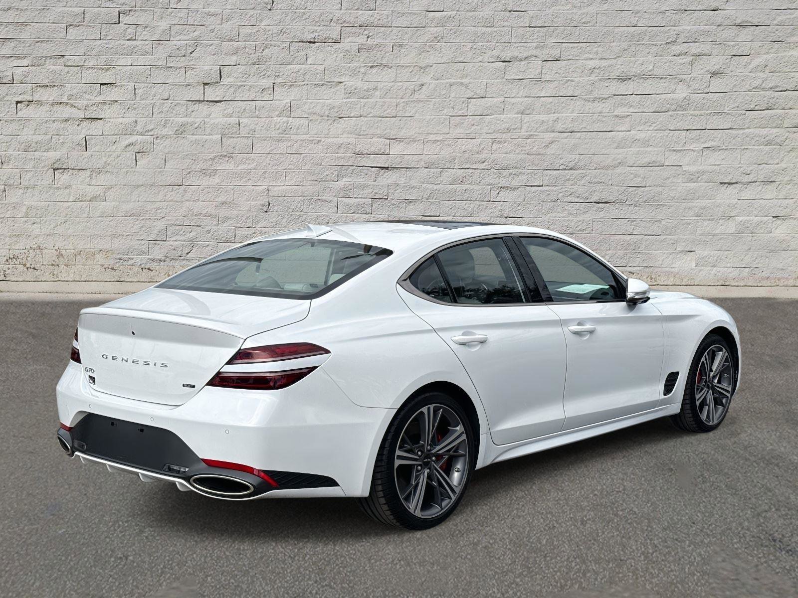 Used 2025 Genesis G70 3.3T Advanced w/ Sport Prestige Package RWD image 3