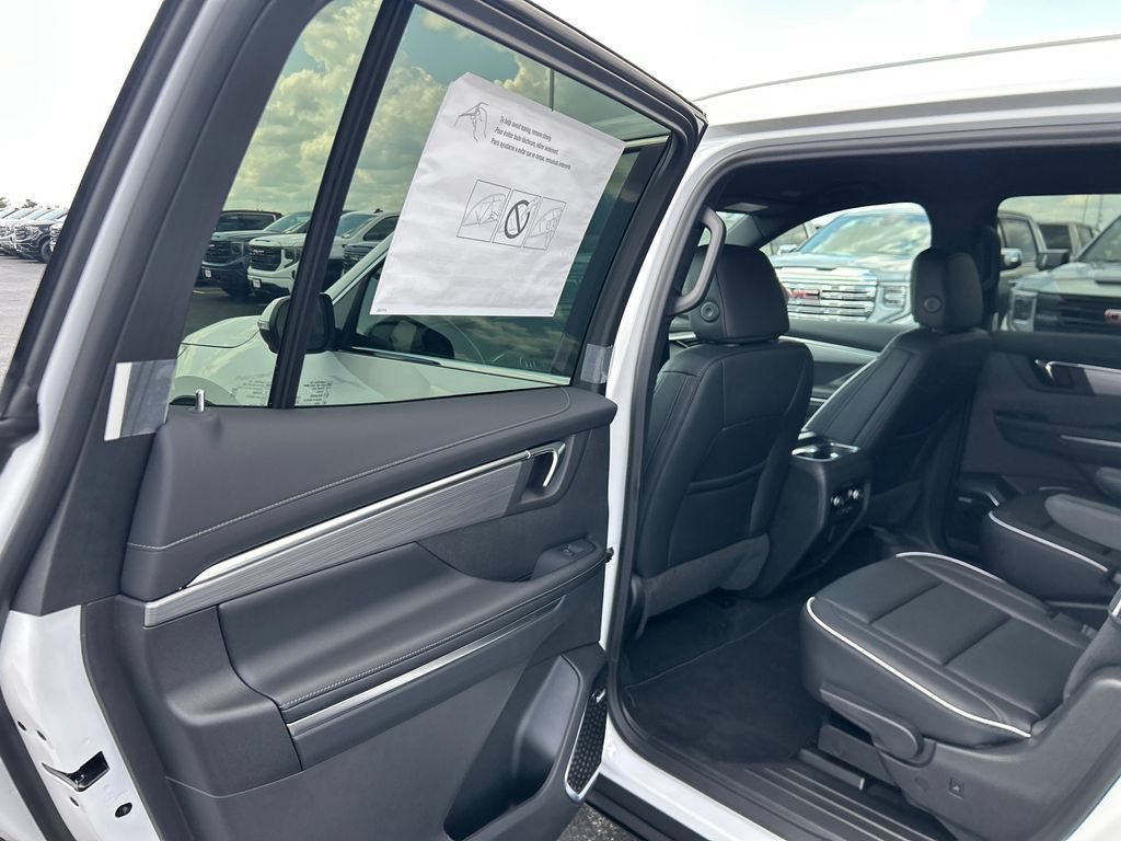 New 2027 Buick Enclave Preferred w/ Power Package FWD image 35