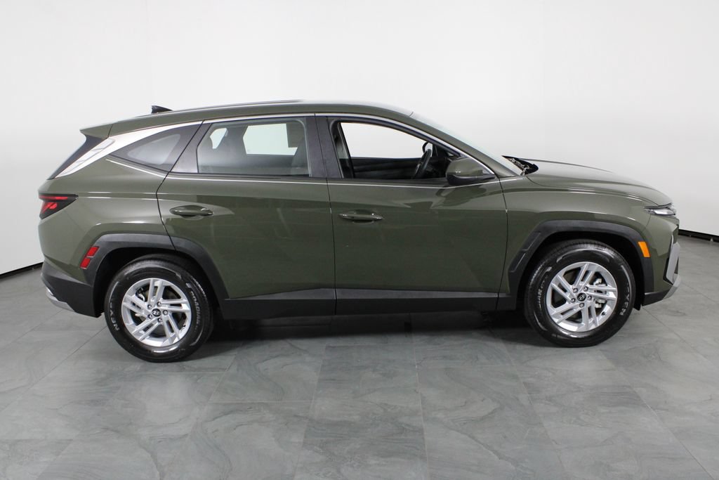 Certified 2026 Hyundai Tucson SE FWD image 15