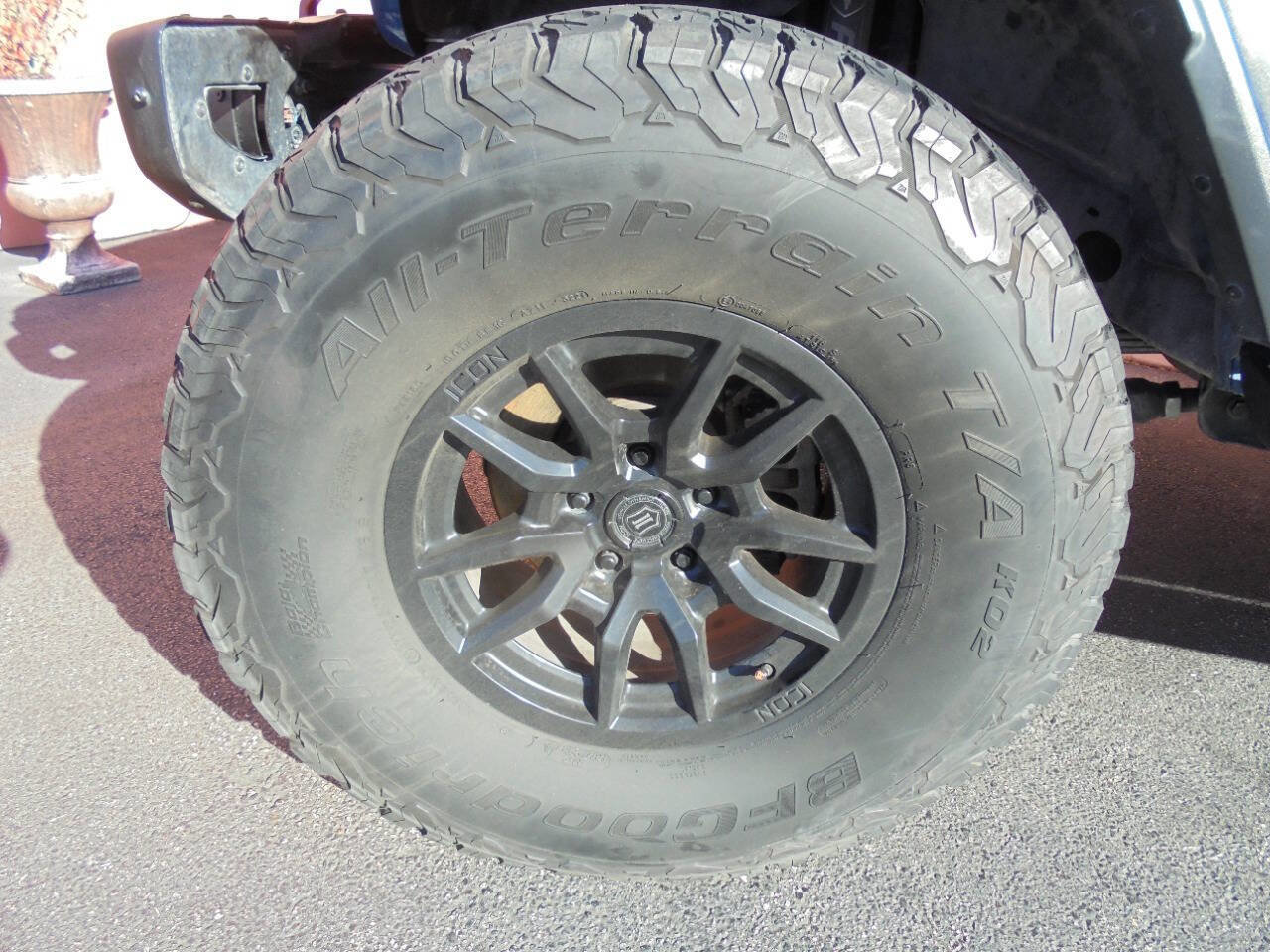 Used 2020 Jeep Gladiator Sport w/ Quick Order Package 24S image 25