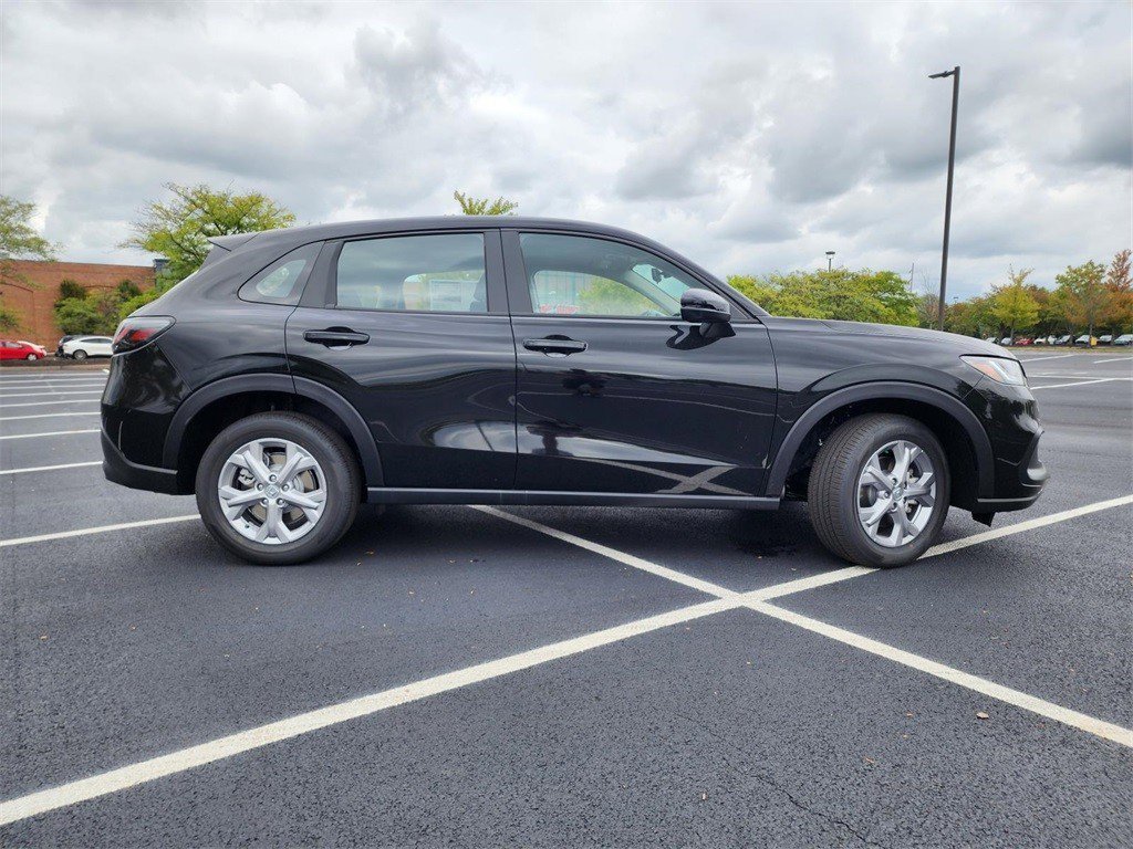 Used 2025 Honda HR-V LX image 14