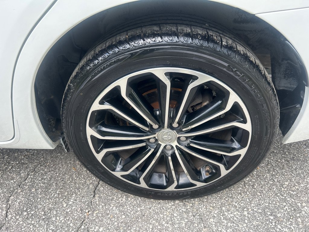 Used 2016 Toyota Corolla S FWD image 23