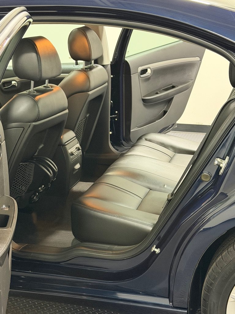 Used 2007 Saturn Aura XR w/ Premium Trim Pkg FWD image 9