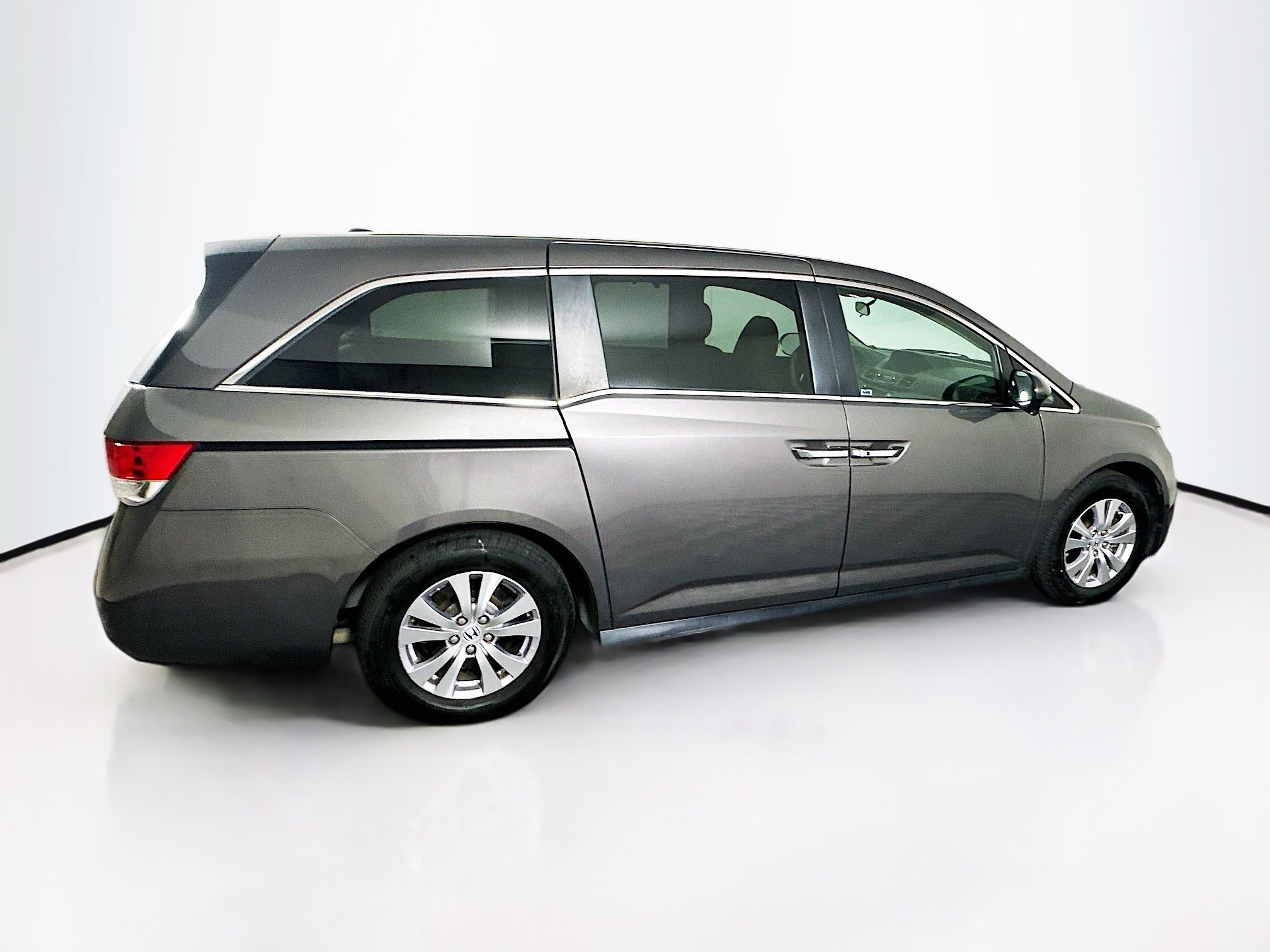 Used 2016 Honda Odyssey SE image 10
