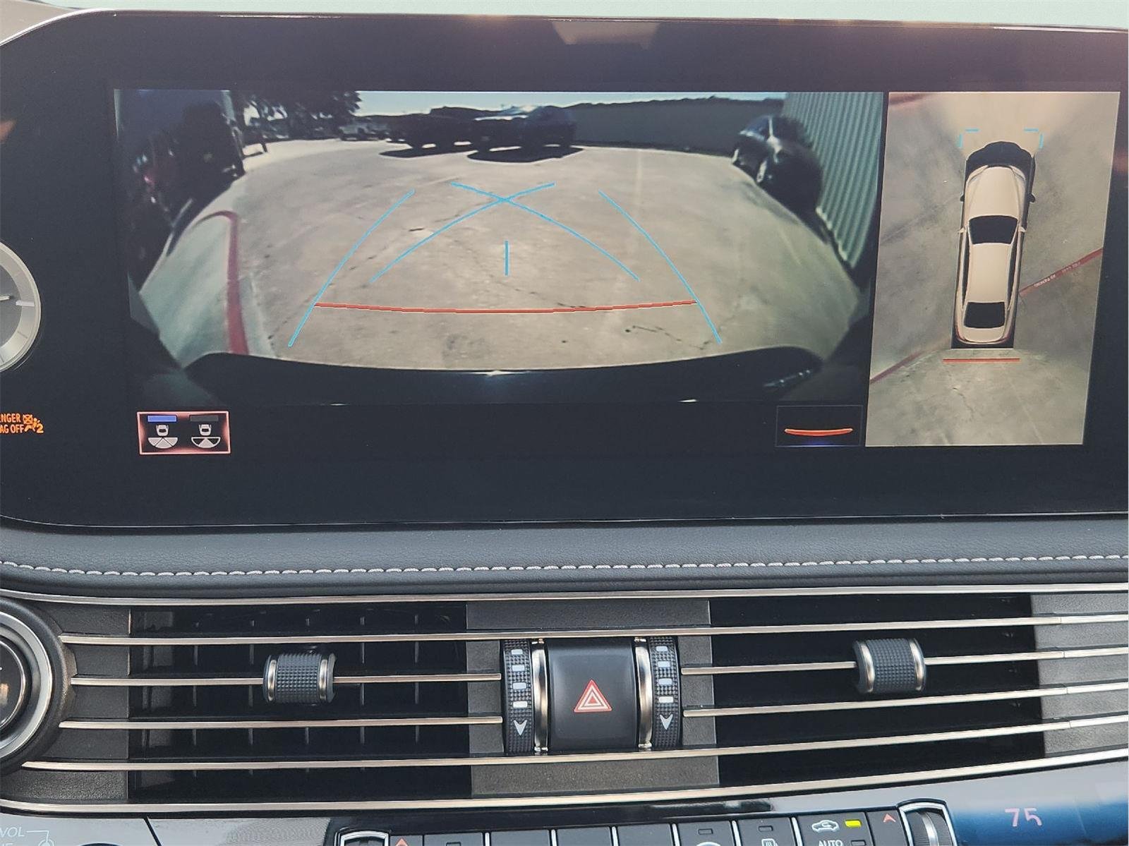Used 2021 Lexus LS 500 w/ Interior Upgrade Package RWD image 19