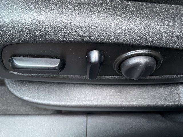 Used 2024 Chevrolet Equinox LT image 16