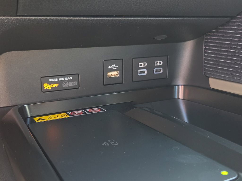 New 2026 Toyota Camry SE image 21