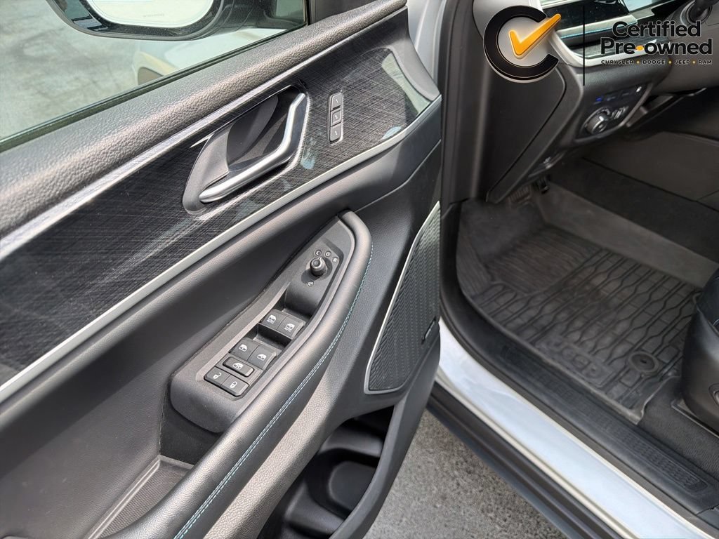 Used 2022 Jeep Grand Cherokee Trailhawk AWD/4WD image 53