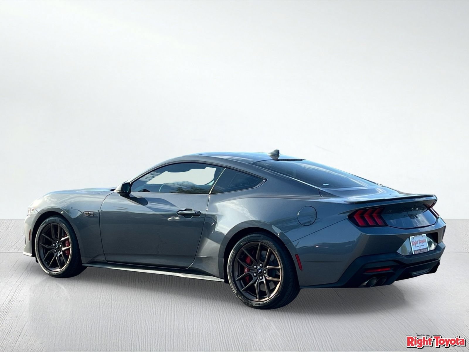 Used 2025 Ford Mustang GT Premium RWD image 4
