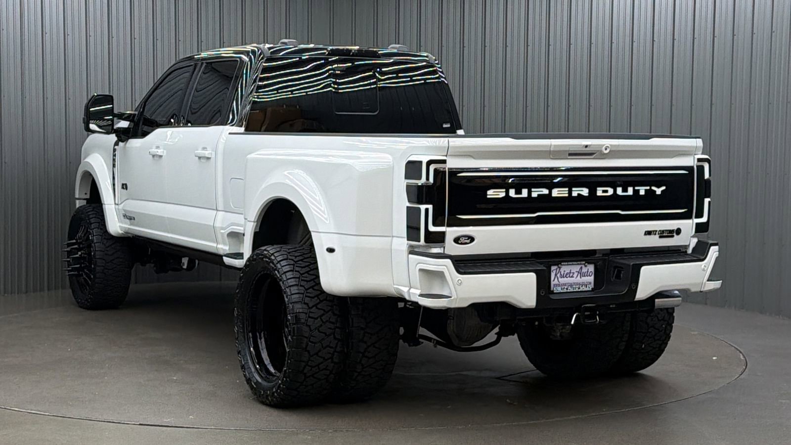 Used 2026 Ford F450 Platinum w/ FX4 Off-Road Package AWD/4WD image 3