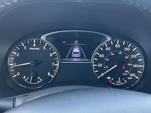 Used 2018 Nissan Pathfinder SV image 32