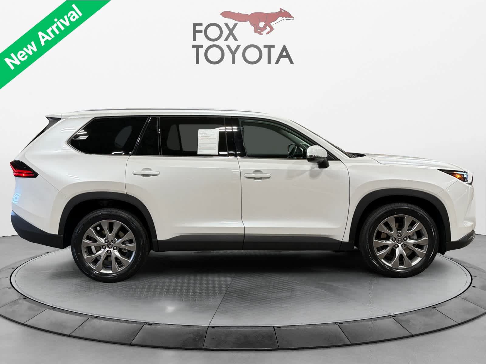 Used 2025 Toyota Grand Highlander AWD image 7