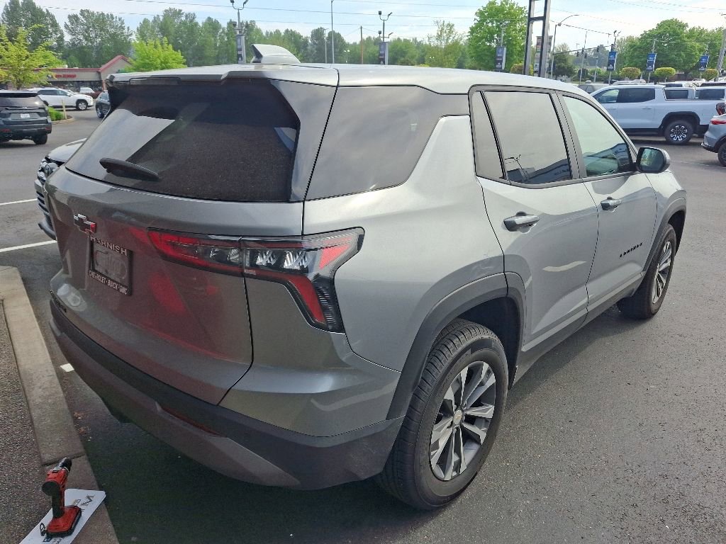 Used 2026 Chevrolet Equinox LT AWD/4WD image 5
