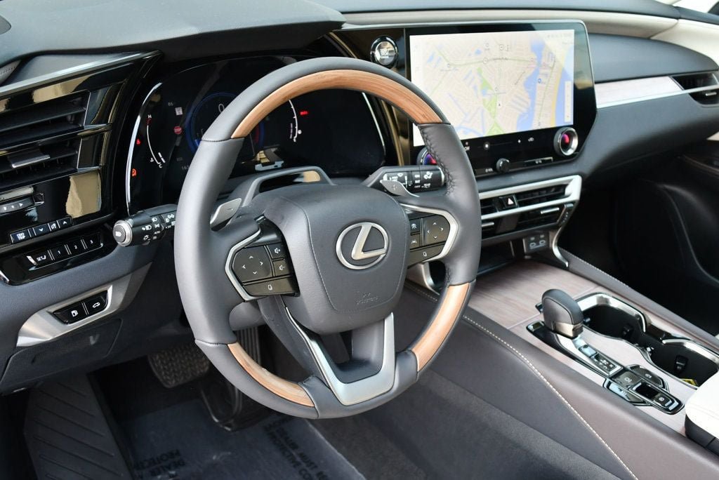 Used 2023 Lexus RX 350 Premium Plus w/ Accessory Package FWD image 12