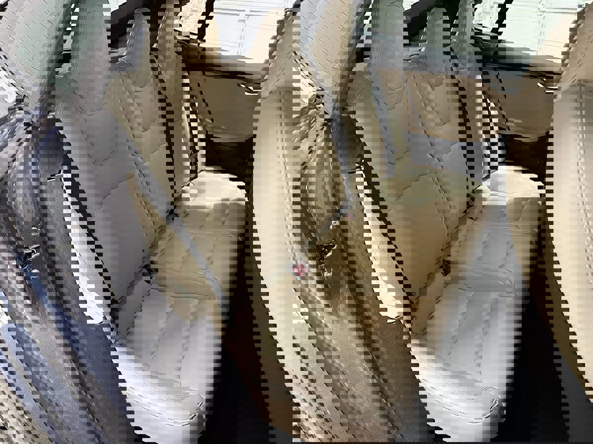 Used 2020 Tesla Model S Long Range image 15