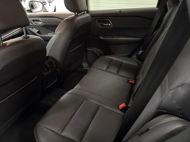 Used 2021 Nissan Rogue SL FWD image 15