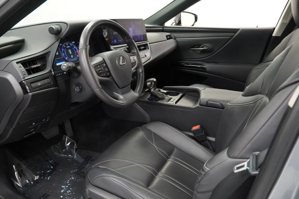 Used 2023 Lexus ES 350 w/ Protection Package (P2) FWD image 10