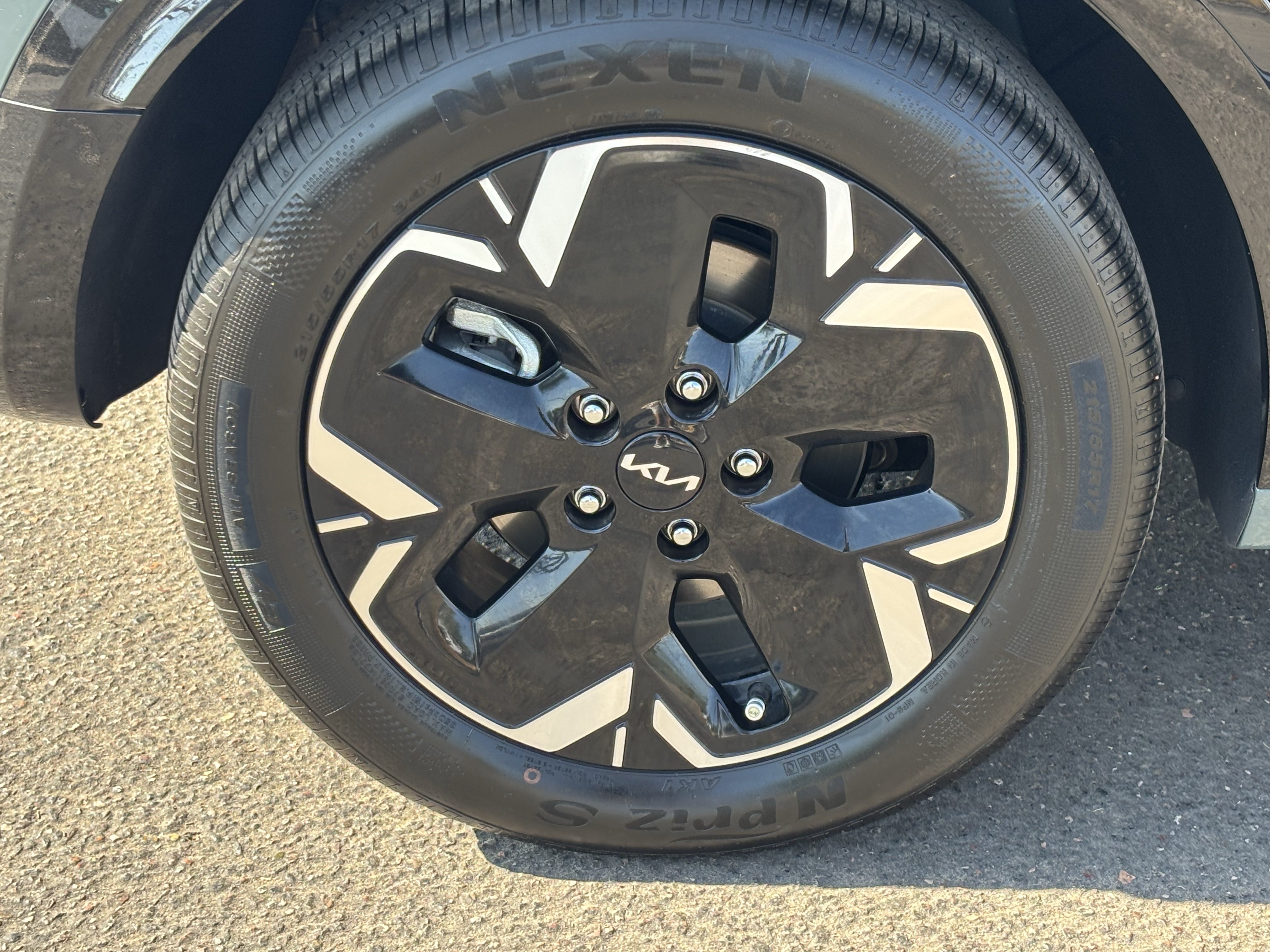 Certified 2023 Kia Niro Wind FWD image 7