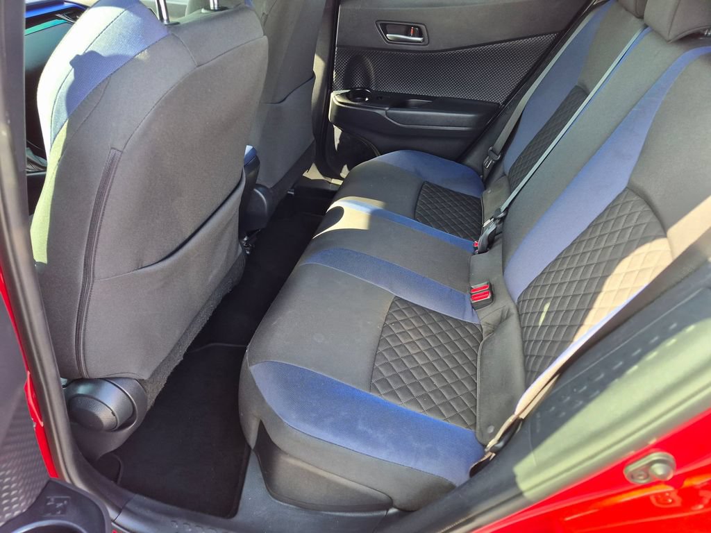 Used 2022 Toyota C-HR XLE FWD image 16