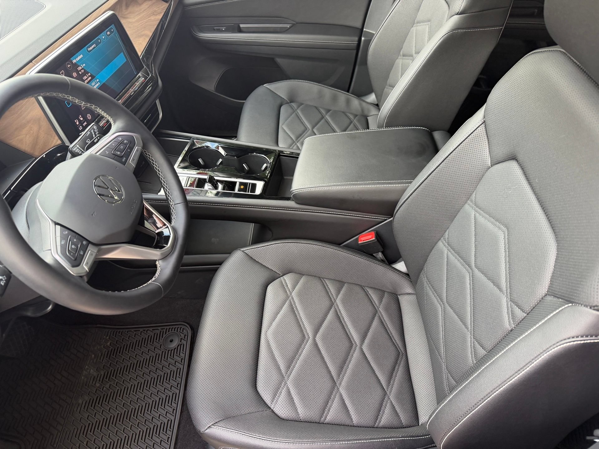Certified 2026 Volkswagen Atlas SE FWD image 12