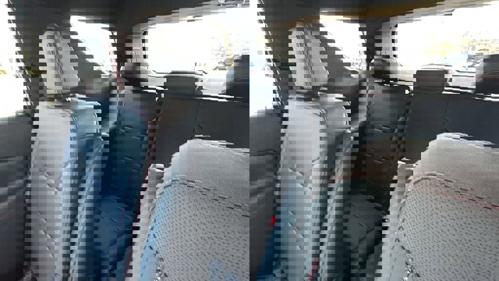 New 2026 Chevrolet Traverse Z71 w/ Enhanced Driving Package image 16