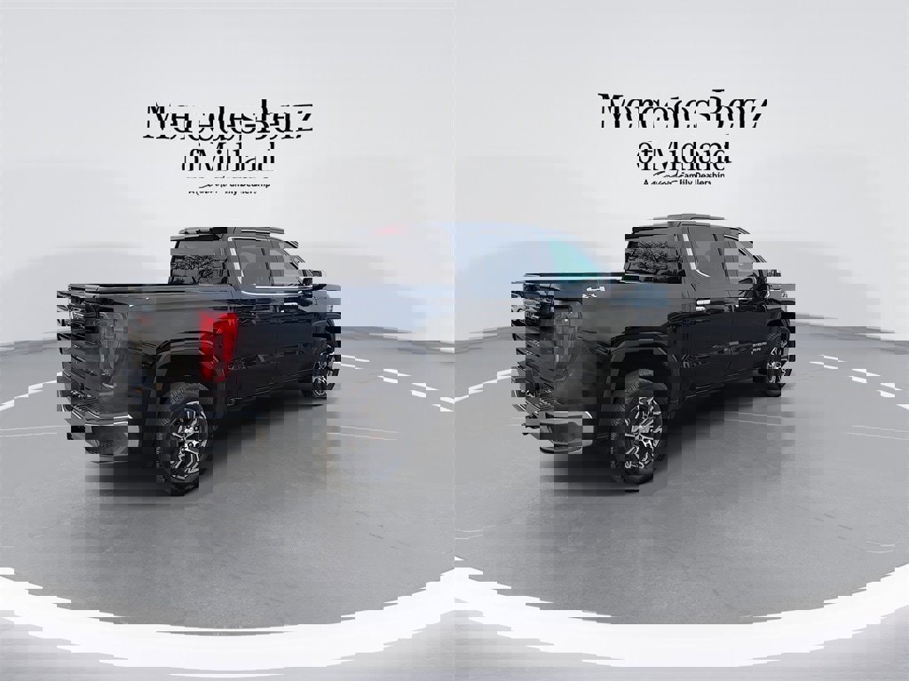 Used 2024 GMC Sierra 1500 SLT image 8