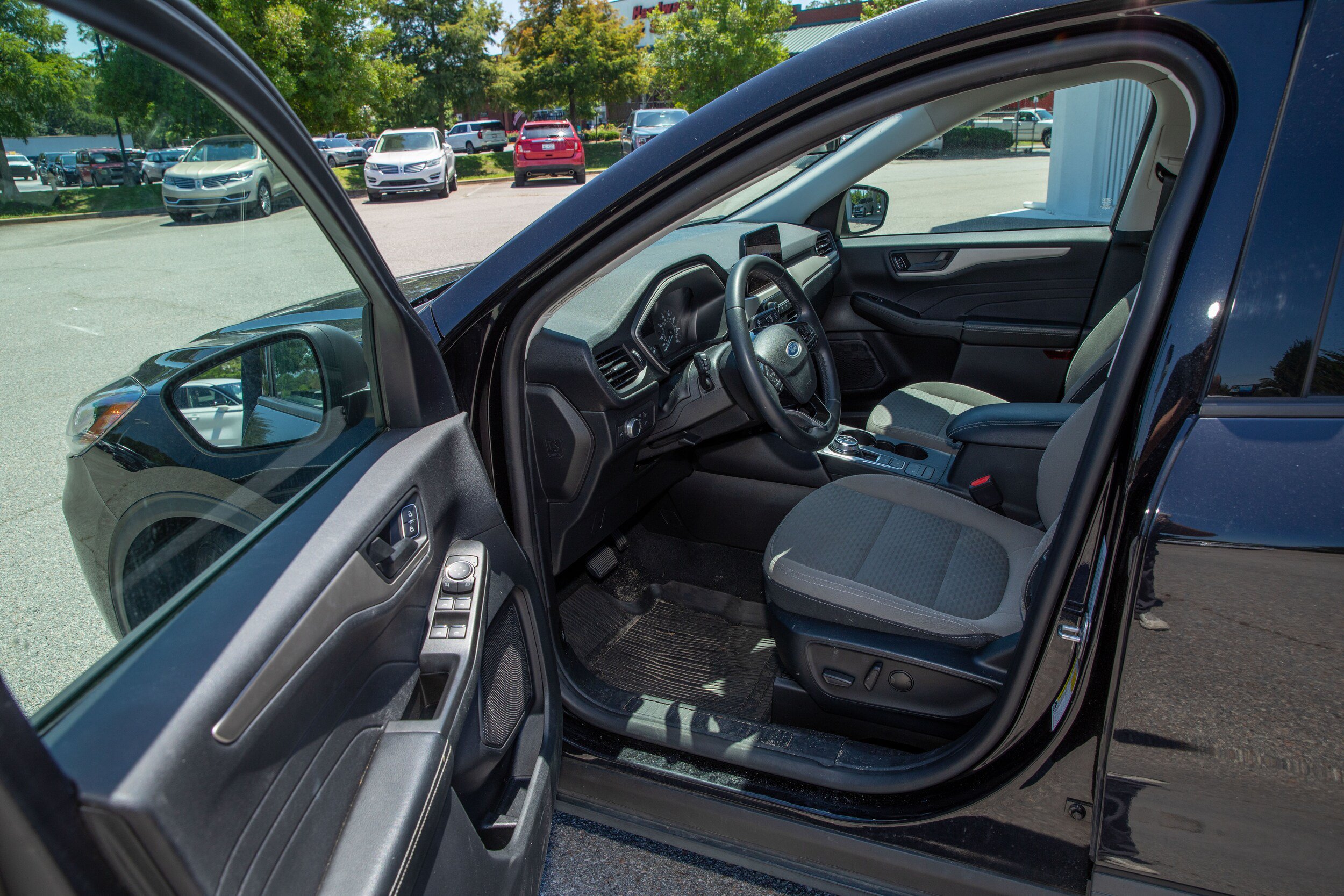 Used 2022 Ford Escape SE w/ Convenience Package AWD/4WD image 8