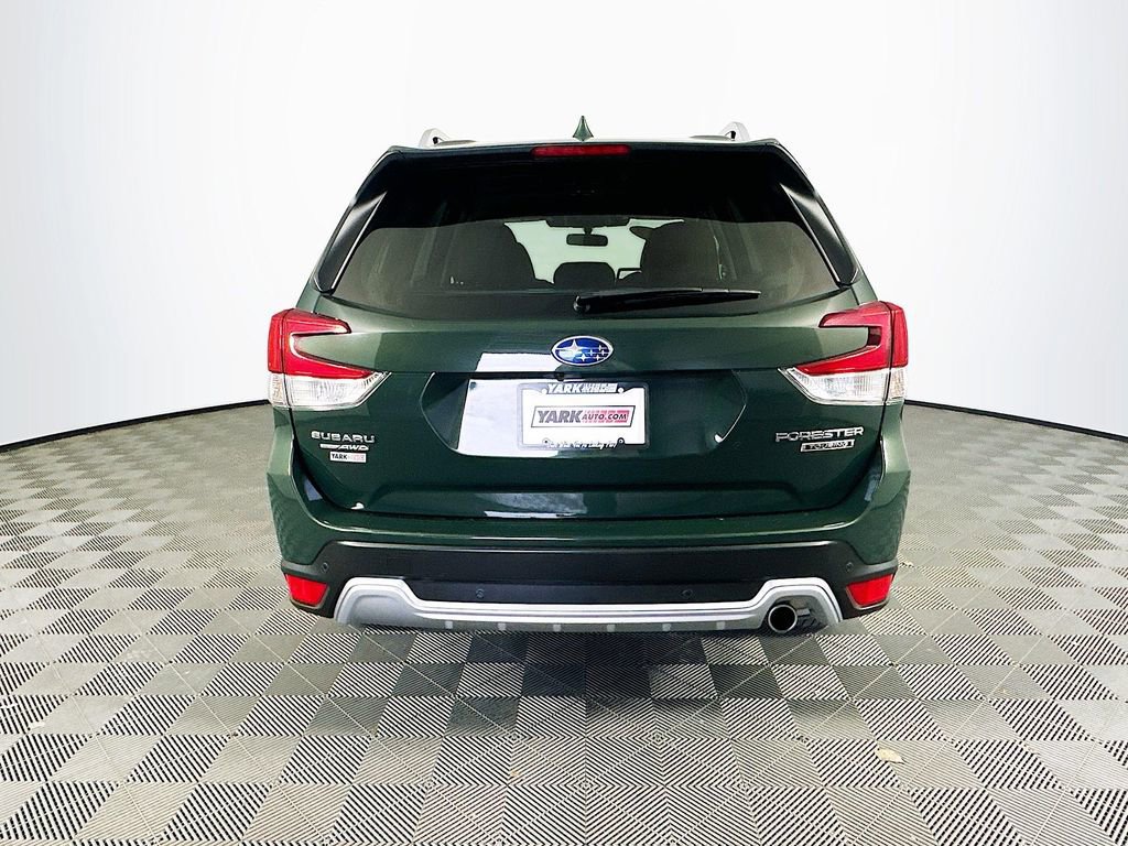 Used 2022 Subaru Forester Touring image 9