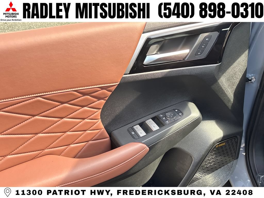 New 2026 Mitsubishi Outlander SEL AWD/4WD image 5