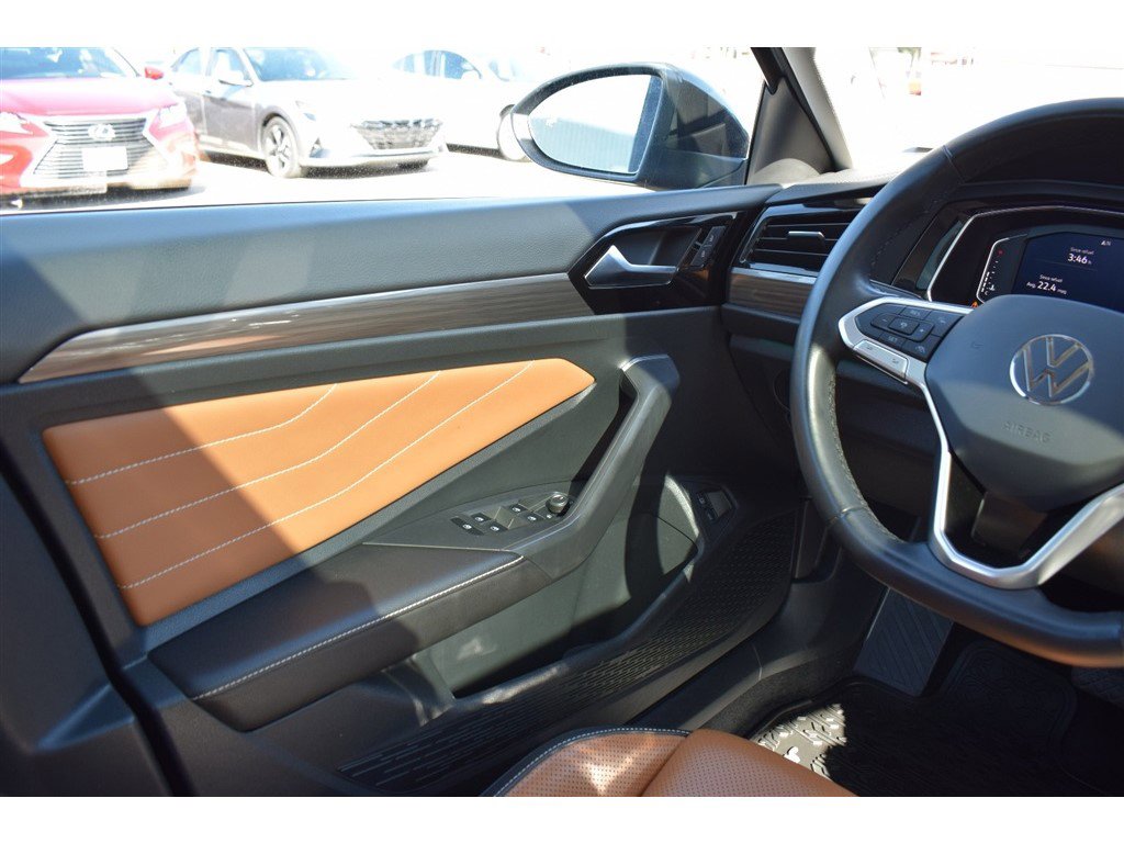 Used 2023 Volkswagen Jetta SEL image 23