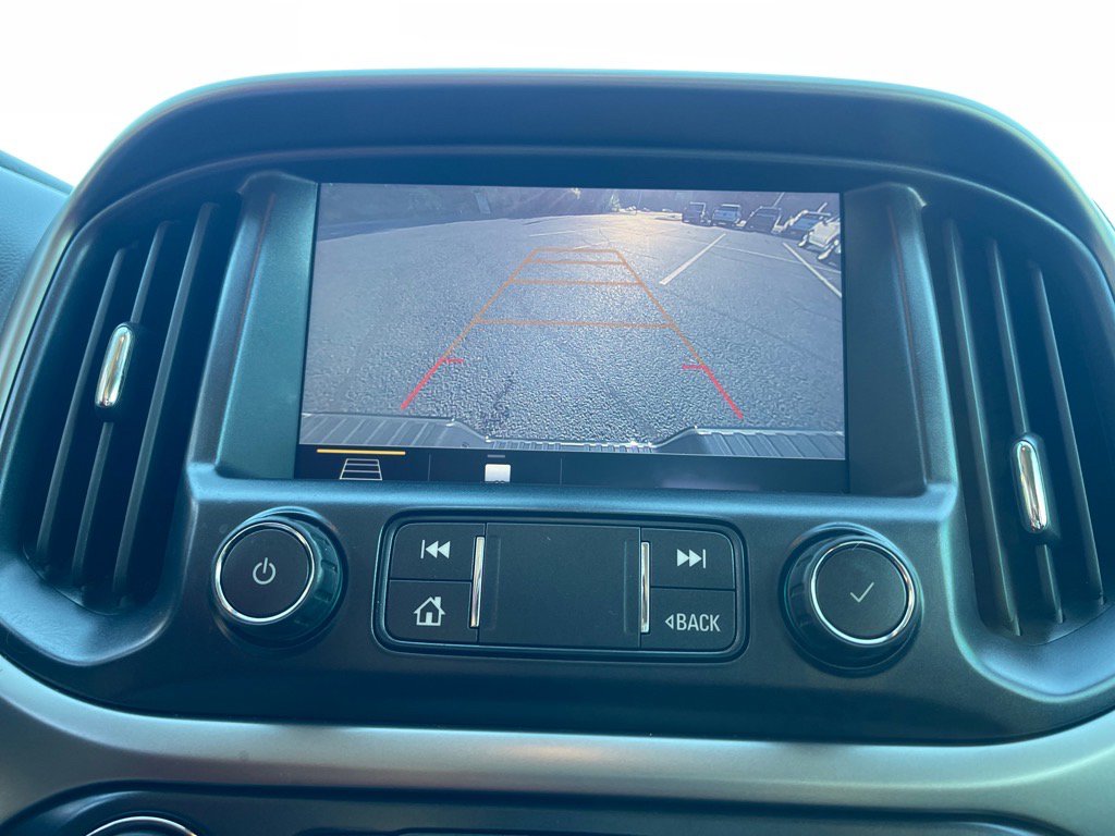 Used 2021 Chevrolet Colorado Z71 w/ Z71 Midnight Edition image 6