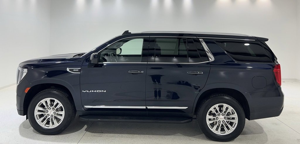 Used 2024 GMC Yukon SLT image 2