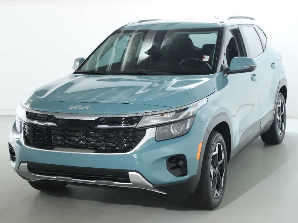 Used 2024 Kia Seltos EX AWD/4WD image 1