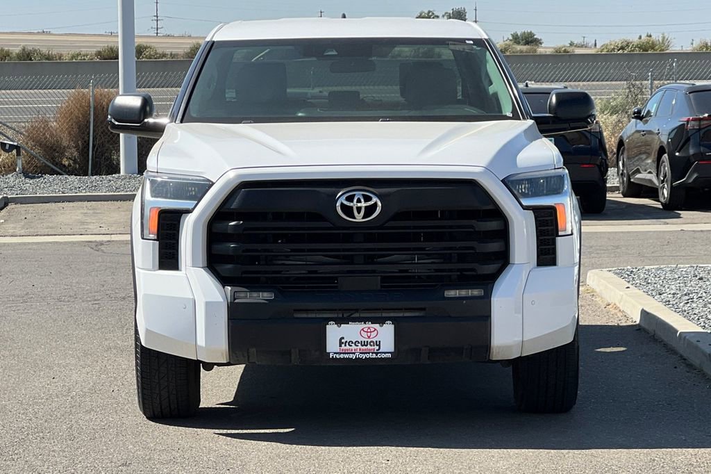 Used 2022 Toyota Tundra SR5 w/ Convenience Package RWD image 11