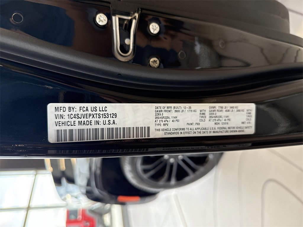 New 2026 Jeep Grand Wagoneer Summit w/ Premium Group III image 29