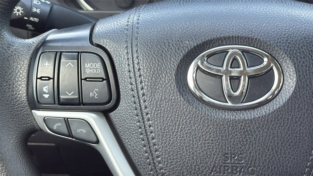 Used 2019 Toyota Highlander Plus image 22