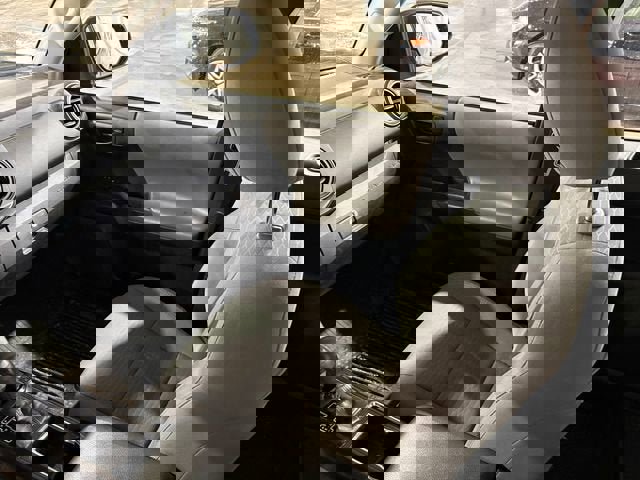 Used 2018 Toyota Tacoma SR image 13