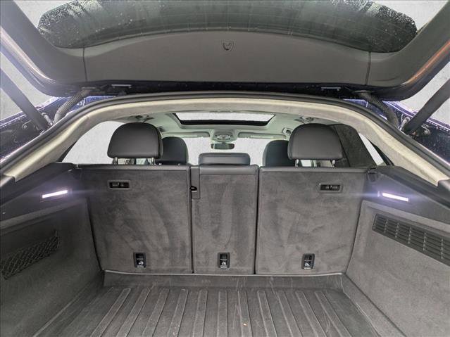 Used 2019 Audi Q8 Prestige w/ Luxury Package image 6