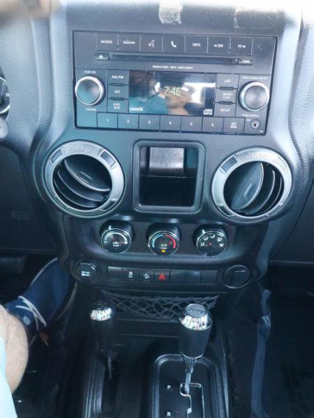 Used 2018 Jeep Wrangler Sport AWD/4WD image 14