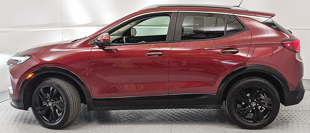 Used 2024 Buick Encore GX Sport Touring AWD/4WD image 5