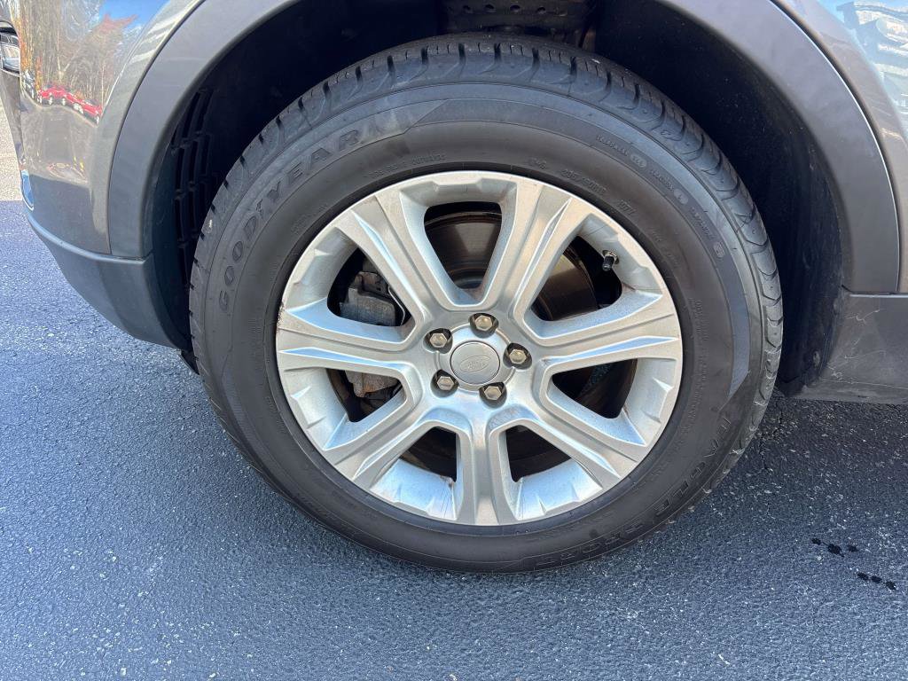 Used 2018 Land Rover Range Rover Evoque SE image 5